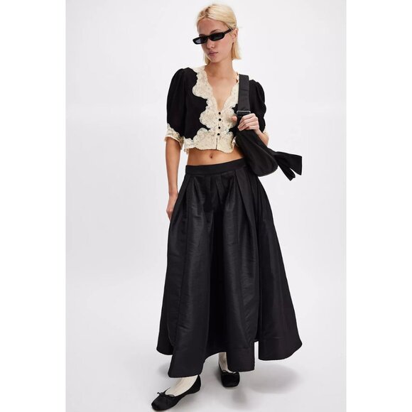 Free People Dresses & Skirts - Free People Emilia Full Skirt in Black NEW